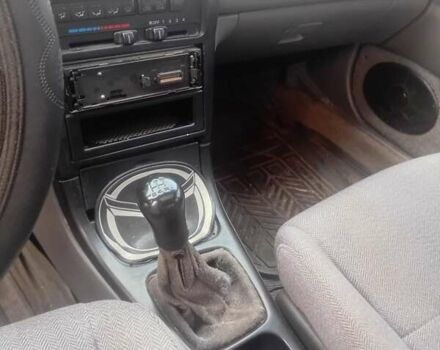 Серый Мазда 626, объемом двигателя 2 л и пробегом 404 тыс. км за 1300 $, фото 3 на Automoto.ua