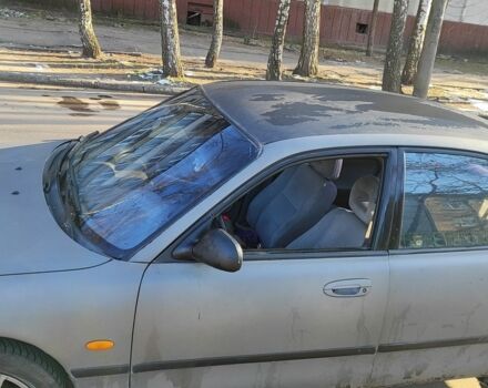 Серый Мазда 626, объемом двигателя 1.8 л и пробегом 390 тыс. км за 1200 $, фото 3 на Automoto.ua