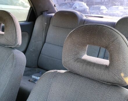 Серый Мазда 626, объемом двигателя 1.8 л и пробегом 390 тыс. км за 1200 $, фото 8 на Automoto.ua