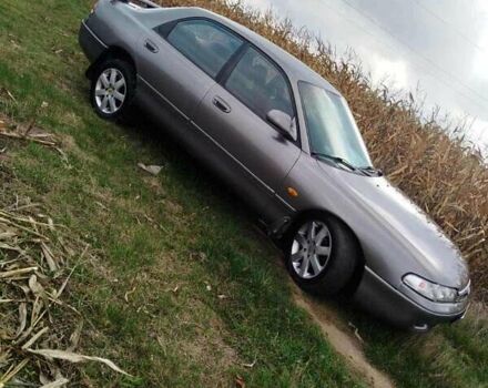 Серый Мазда 626, объемом двигателя 2 л и пробегом 320 тыс. км за 2000 $, фото 7 на Automoto.ua