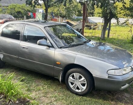 Серый Мазда 626, объемом двигателя 2 л и пробегом 340 тыс. км за 2000 $, фото 4 на Automoto.ua