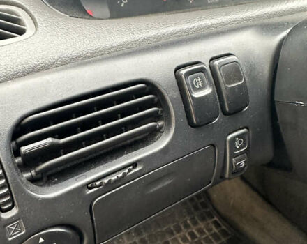 Серый Мазда 626, объемом двигателя 2.5 л и пробегом 250 тыс. км за 1500 $, фото 14 на Automoto.ua