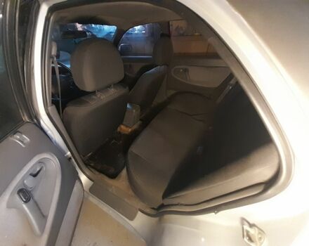 Сірий Мазда 626, об'ємом двигуна 2 л та пробігом 400 тис. км за 1700 $, фото 10 на Automoto.ua