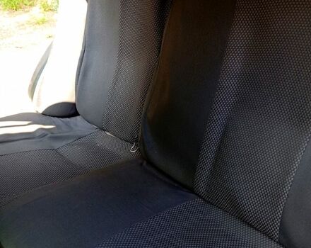 Сірий Мазда 626, об'ємом двигуна 2 л та пробігом 300 тис. км за 1700 $, фото 6 на Automoto.ua