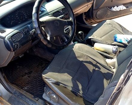 Сірий Мазда 626, об'ємом двигуна 2 л та пробігом 300 тис. км за 1700 $, фото 8 на Automoto.ua