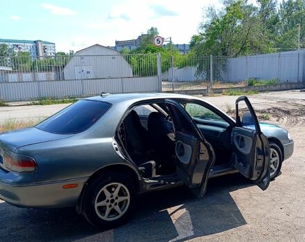 Сірий Мазда 626, об'ємом двигуна 2 л та пробігом 300 тис. км за 1700 $, фото 2 на Automoto.ua