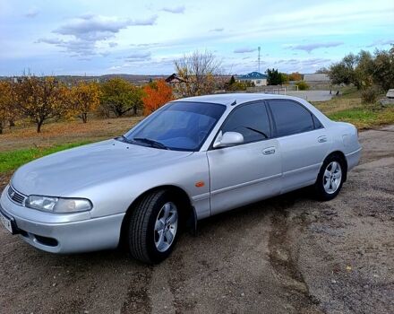 Серый Мазда 626, объемом двигателя 2 л и пробегом 250 тыс. км за 3000 $, фото 3 на Automoto.ua