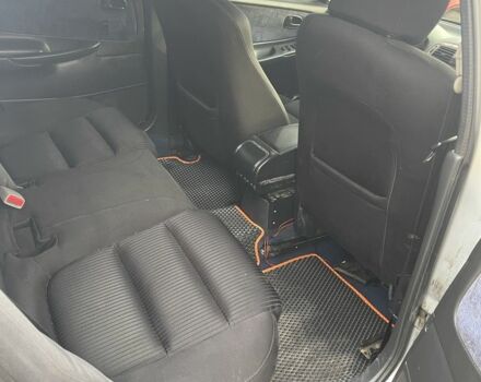 Серый Мазда 626, объемом двигателя 2 л и пробегом 290 тыс. км за 2900 $, фото 7 на Automoto.ua