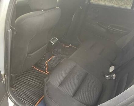 Серый Мазда 626, объемом двигателя 2 л и пробегом 290 тыс. км за 2900 $, фото 4 на Automoto.ua