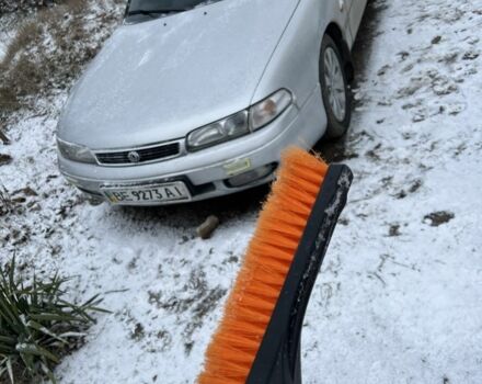 Серый Мазда 626, объемом двигателя 2 л и пробегом 350 тыс. км за 1100 $, фото 4 на Automoto.ua