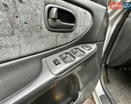 Серый Мазда 626, объемом двигателя 1.8 л и пробегом 340 тыс. км за 2200 $, фото 6 на Automoto.ua