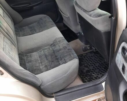 Серый Мазда 626, объемом двигателя 1.8 л и пробегом 225 тыс. км за 1200 $, фото 3 на Automoto.ua