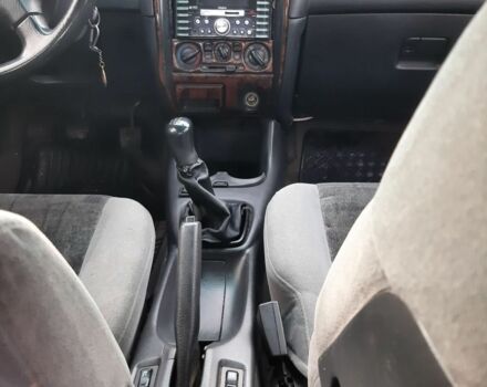 Серый Мазда 626, объемом двигателя 1.8 л и пробегом 225 тыс. км за 1200 $, фото 5 на Automoto.ua