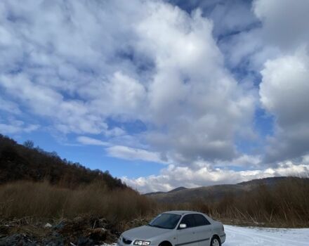 Серый Мазда 626, объемом двигателя 2 л и пробегом 287 тыс. км за 3500 $, фото 1 на Automoto.ua
