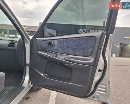 Серый Мазда 626, объемом двигателя 2 л и пробегом 319 тыс. км за 3200 $, фото 21 на Automoto.ua