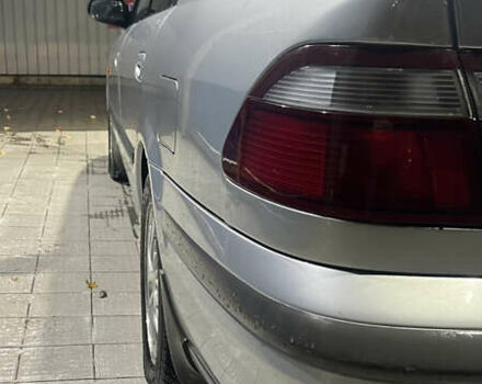 Сірий Мазда 626, об'ємом двигуна 2 л та пробігом 105 тис. км за 3800 $, фото 8 на Automoto.ua