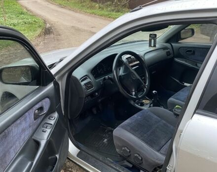 Сірий Мазда 626, об'ємом двигуна 1.8 л та пробігом 3 тис. км за 2000 $, фото 4 на Automoto.ua