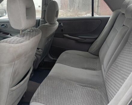 Серый Мазда 626, объемом двигателя 2 л и пробегом 371 тыс. км за 1900 $, фото 6 на Automoto.ua