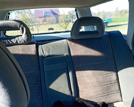 Серый Мазда 626, объемом двигателя 2 л и пробегом 318 тыс. км за 800 $, фото 6 на Automoto.ua