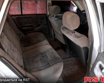 Серый Мазда 626, объемом двигателя 2 л и пробегом 200 тыс. км за 2500 $, фото 4 на Automoto.ua