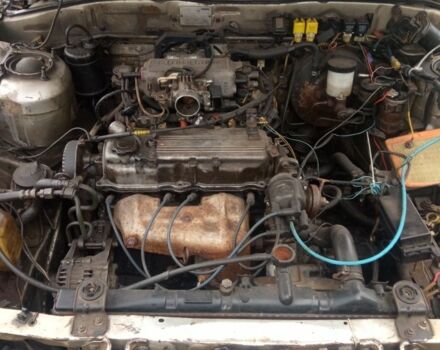 Серый Мазда 626, объемом двигателя 2 л и пробегом 500 тыс. км за 800 $, фото 2 на Automoto.ua