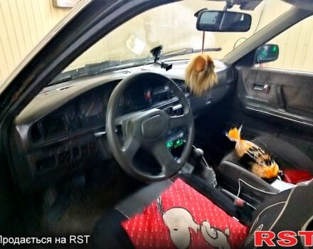 Серый Мазда 626, объемом двигателя 2.2 л и пробегом 670 тыс. км за 1000 $, фото 5 на Automoto.ua