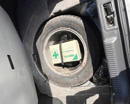 Серый Мазда 626, объемом двигателя 2.5 л и пробегом 300 тыс. км за 2200 $, фото 15 на Automoto.ua