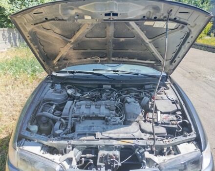 Сірий Мазда 626, об'ємом двигуна 2 л та пробігом 400 тис. км за 2100 $, фото 8 на Automoto.ua