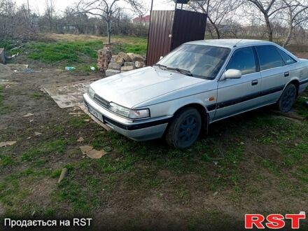 Мазда 626 1988 у Южноукраинске на Automoto.ua Сірий Мазда 626, об'ємом двигуна 20 л та пробігом 315 тис. км за 1670 $, фото 1 на Automoto.ua