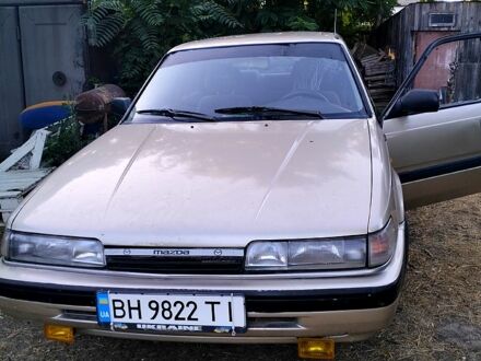Серый Мазда 626, объемом двигателя 2 л и пробегом 0 тыс. км за 1200 $, фото 1 на Automoto.ua
