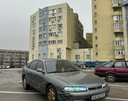 Серый Мазда 626, объемом двигателя 2.5 л и пробегом 250 тыс. км за 1500 $, фото 1 на Automoto.ua