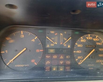 Синій Мазда 626, об'ємом двигуна 1.8 л та пробігом 354 тис. км за 1000 $, фото 10 на Automoto.ua