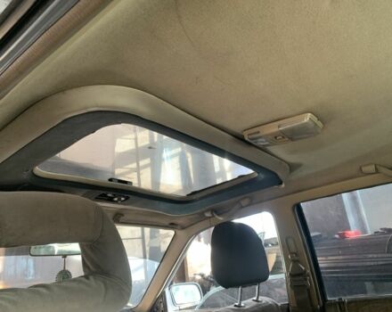 Синий Мазда 626, объемом двигателя 2 л и пробегом 250 тыс. км за 800 $, фото 4 на Automoto.ua