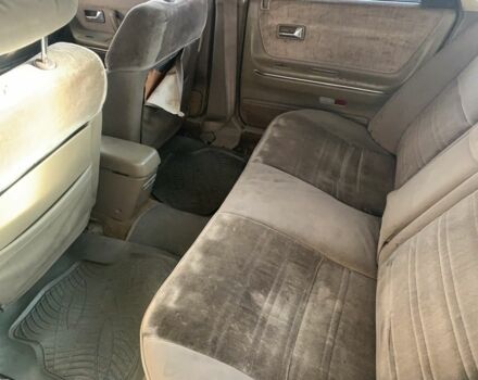 Синий Мазда 626, объемом двигателя 2 л и пробегом 250 тыс. км за 800 $, фото 5 на Automoto.ua