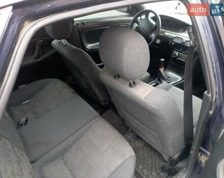 Синій Мазда 626, об'ємом двигуна 1.8 л та пробігом 295 тис. км за 1650 $, фото 8 на Automoto.ua