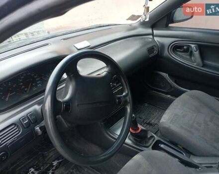 Синій Мазда 626, об'ємом двигуна 1.8 л та пробігом 295 тис. км за 1650 $, фото 9 на Automoto.ua