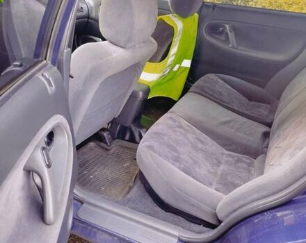 Синій Мазда 626, об'ємом двигуна 1.8 л та пробігом 270 тис. км за 2400 $, фото 18 на Automoto.ua