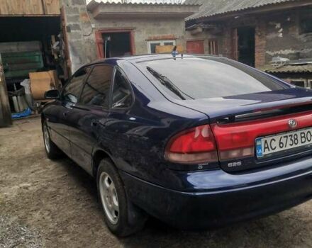 Синій Мазда 626, об'ємом двигуна 1.8 л та пробігом 270 тис. км за 2400 $, фото 12 на Automoto.ua