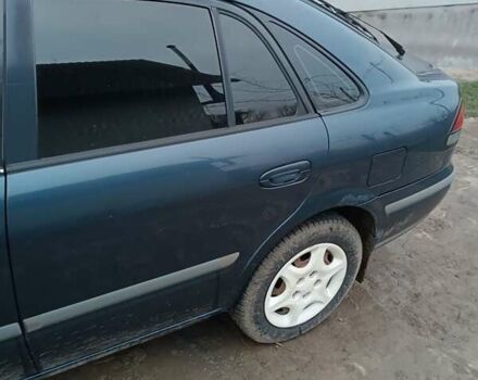 Синий Мазда 626, объемом двигателя 2 л и пробегом 280 тыс. км за 2000 $, фото 5 на Automoto.ua