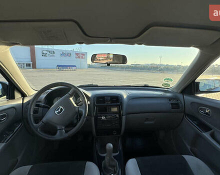 Синій Мазда 626, об'ємом двигуна 1.99 л та пробігом 231 тис. км за 3500 $, фото 7 на Automoto.ua