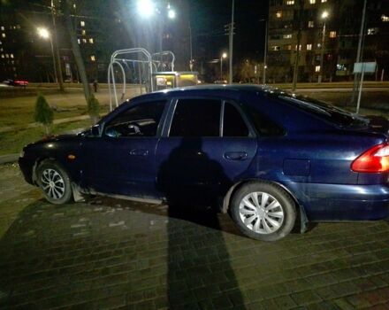 Синій Мазда 626, об'ємом двигуна 0 л та пробігом 395 тис. км за 1150 $, фото 3 на Automoto.ua