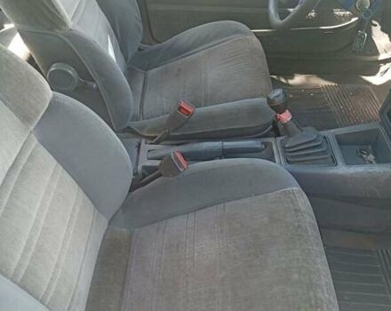 Синій Мазда 626, об'ємом двигуна 1.6 л та пробігом 65 тис. км за 600 $, фото 4 на Automoto.ua