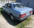Синий Мазда 626, объемом двигателя 1.6 л и пробегом 300 тыс. км за 700 $, фото 1 на Automoto.ua