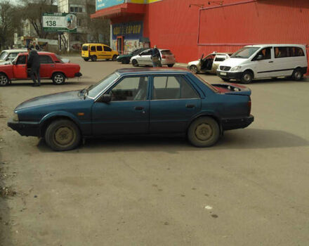 Синий Мазда 626, объемом двигателя 2 л и пробегом 1 тыс. км за 1500 $, фото 5 на Automoto.ua