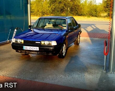 Синий Мазда 626, объемом двигателя 1.6 л и пробегом 780 тыс. км за 1500 $, фото 1 на Automoto.ua