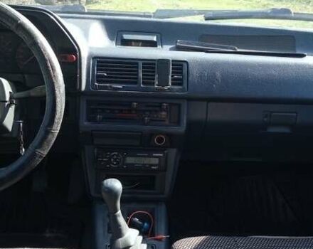 Синий Мазда 626, объемом двигателя 2 л и пробегом 490 тыс. км за 1000 $, фото 1 на Automoto.ua