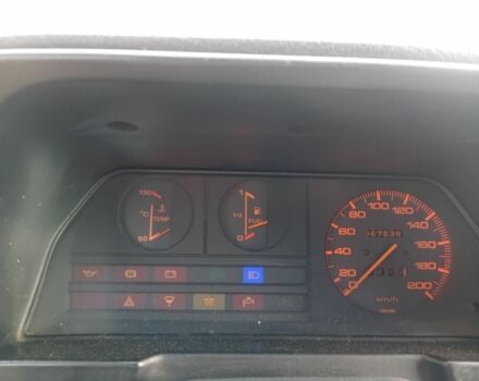 Синий Мазда 626, объемом двигателя 2 л и пробегом 387 тыс. км за 1500 $, фото 7 на Automoto.ua