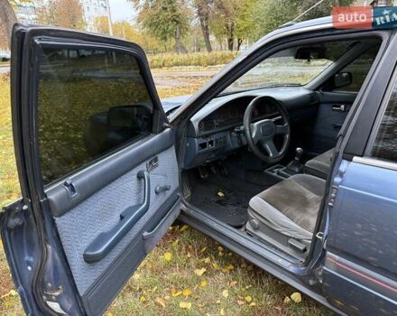 Синій Мазда 626, об'ємом двигуна 1.8 л та пробігом 90 тис. км за 850 $, фото 4 на Automoto.ua