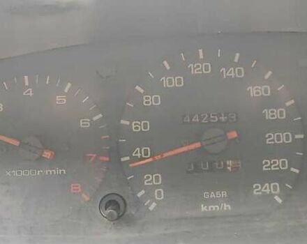 Синий Мазда 626, объемом двигателя 2 л и пробегом 442 тыс. км за 600 $, фото 4 на Automoto.ua