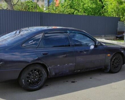 Синій Мазда 626, об'ємом двигуна 1.8 л та пробігом 445 тис. км за 1250 $, фото 3 на Automoto.ua